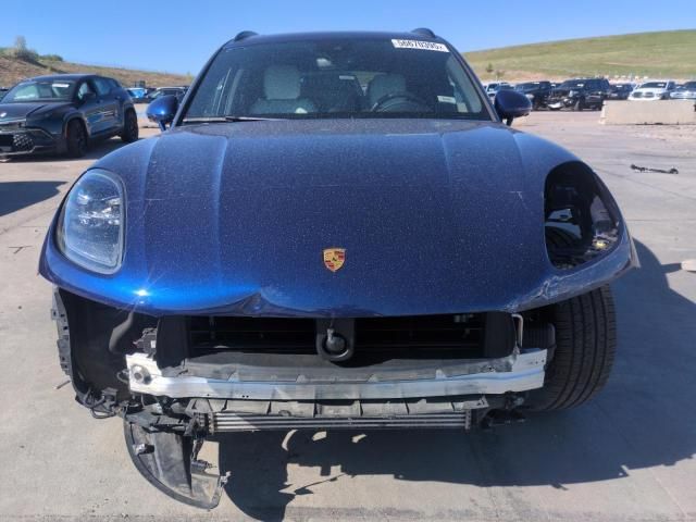 2024 Porsche Macan Base