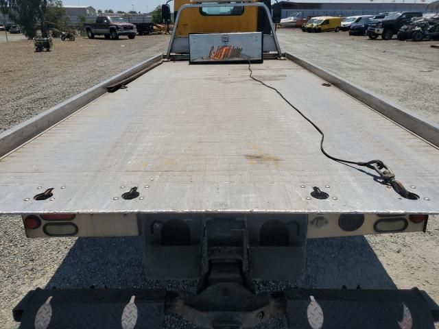 2019 Isuzu NPR HD