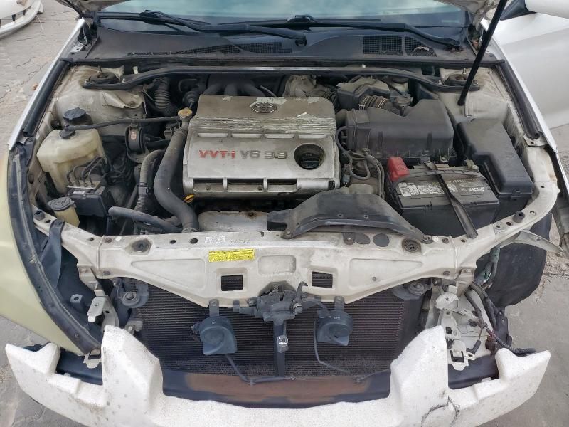 2004 Toyota Camry Solara SE