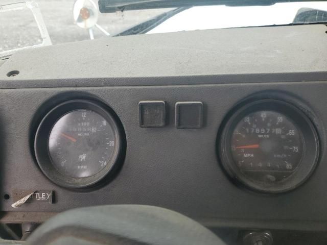 1997 Mack DM688S ROLL-OFF Container Truck