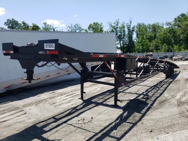 2004 East Manufacturing Trailer
