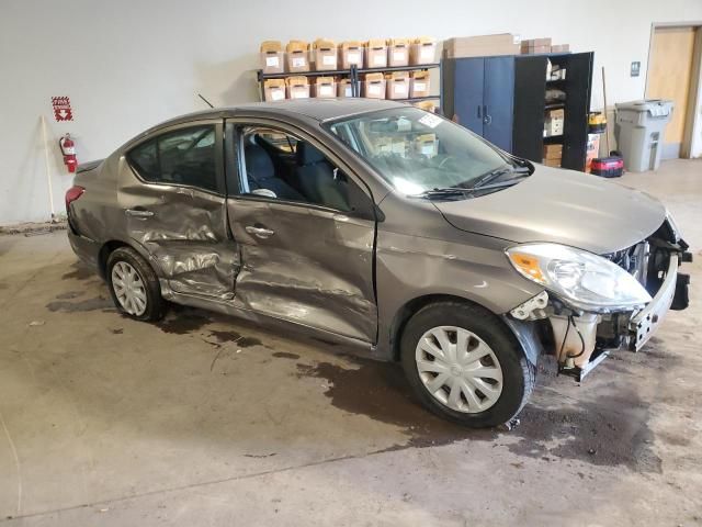 2013 Nissan Versa S