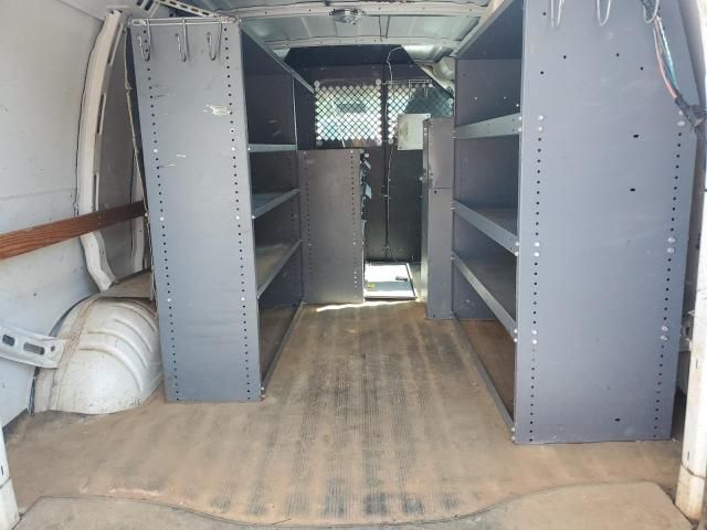 2013 Chevrolet Express G2500