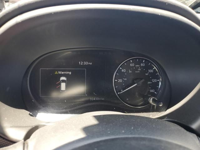 2024 Nissan Kicks sv