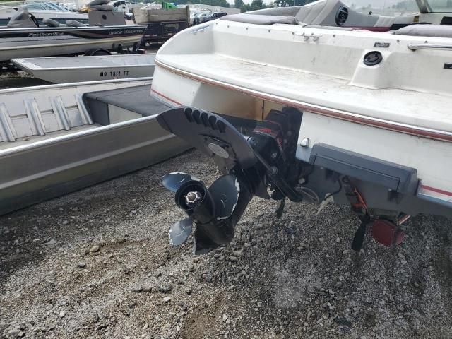 1990 Bayliner Boat