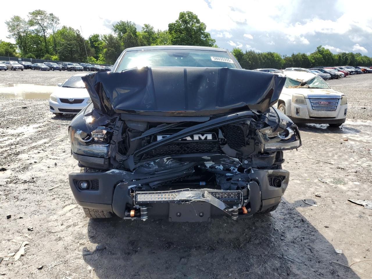 2019 Dodge Ram 1500 Classic slt