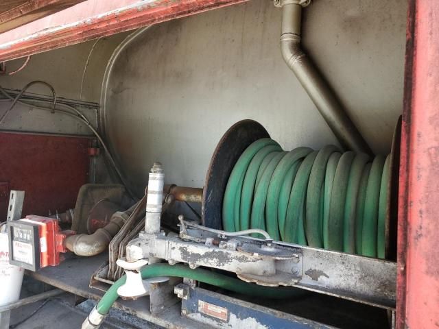 1985 Mack 250 MS250