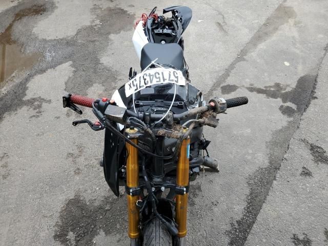 2021 Suzuki GSX-S750 M
