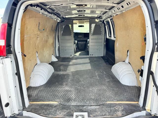 2017 GMC Savana G3500
