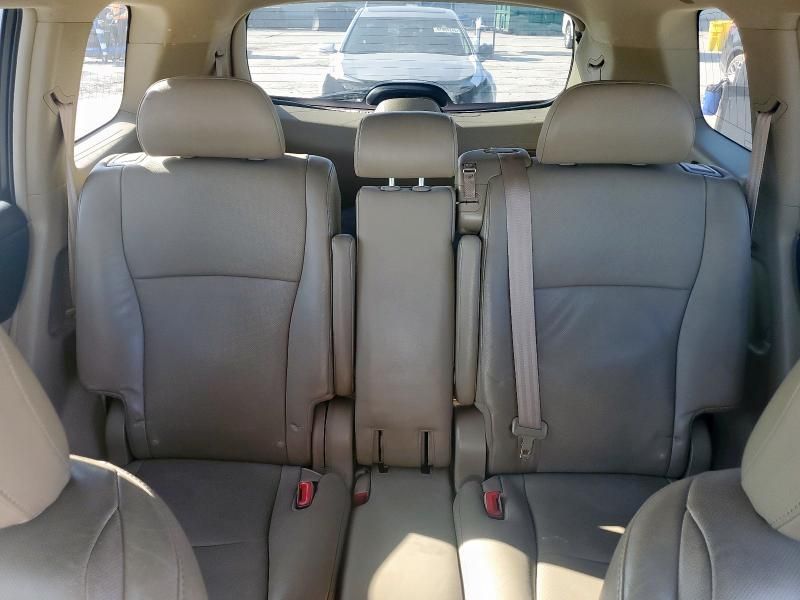2011 Toyota Highlander Limited