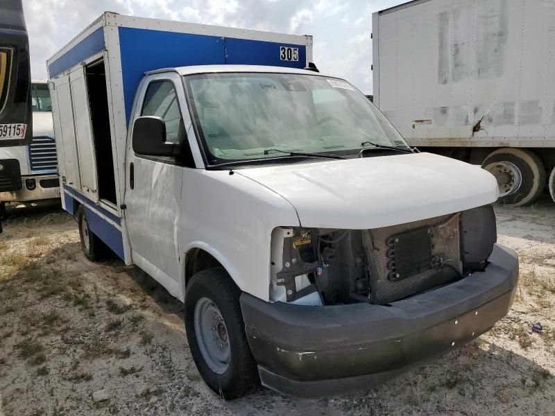2019 GMC Savana Cutaway G3500