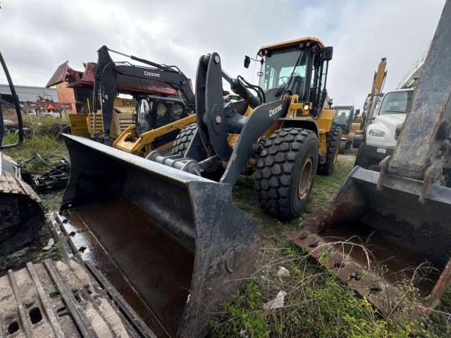2022 John Deere 2022 Caterpillar                 644P