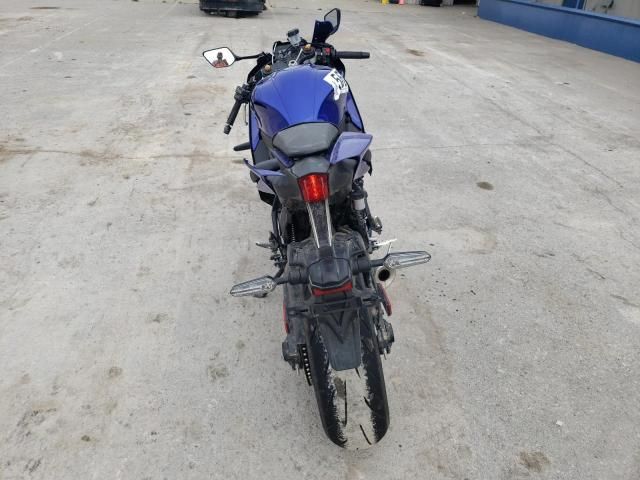 2024 Yamaha YZFR7