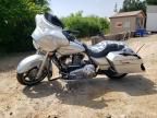 2010 Harley-Davidson Flhx
