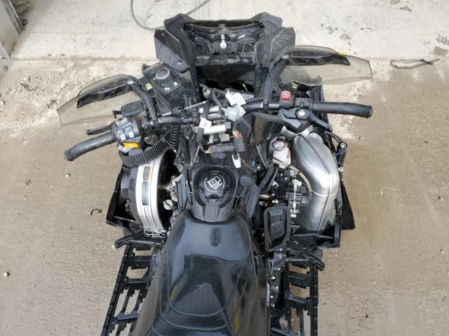 2021 Skidoo 2021 Skidoo Renegade