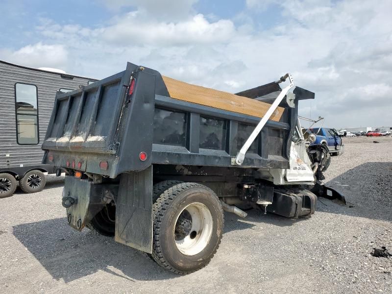 1995 Ford F800