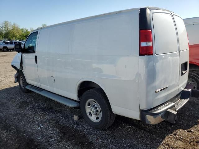 2020 Chevrolet Express G2500