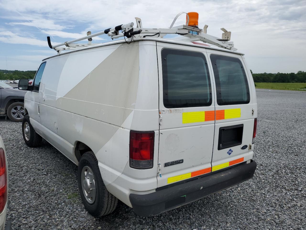 2010 Ford Econoline E250 Van
