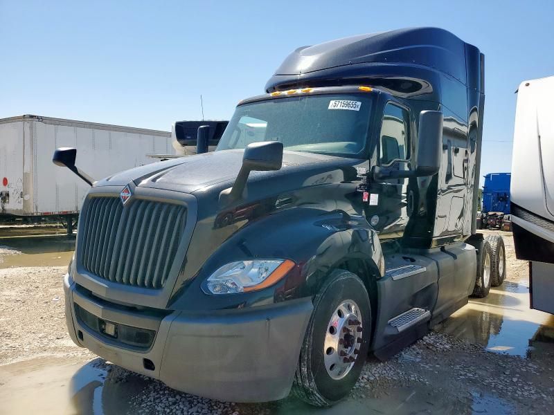 2019 International LT625
