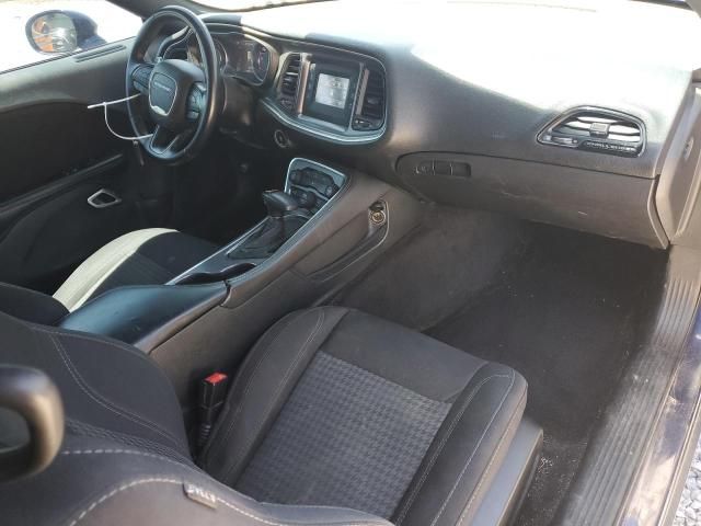 2015 Dodge Challenger SXT