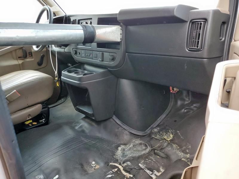 2019 GMC Savana Cutaway G3500