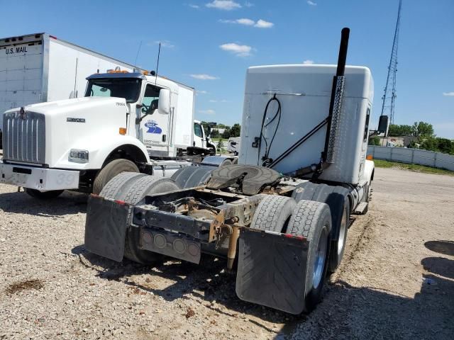 2012 Kenworth Construction T800