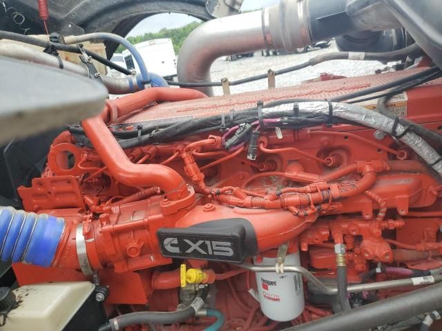 2022 Peterbilt 389