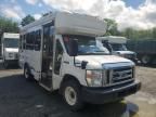 2017 Ford Econoline E350 Super Duty Cutaway Van