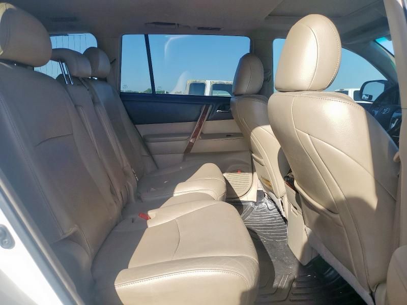 2011 Toyota Highlander Limited