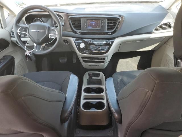 2017 Chrysler Pacifica LX