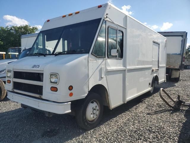 2003 Freightliner MT45 Delivery Truck