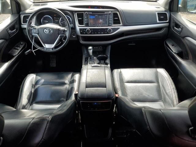 2018 Toyota Highlander SE