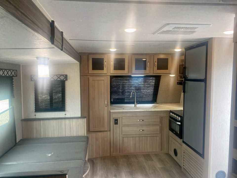 2021 Coachmen Freedom EX