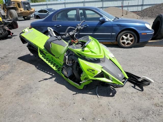2022 Polaris Snowmobile