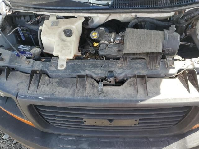 2005 GMC Savana Cutaway G3500