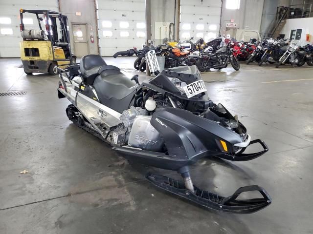 2015 Skidoo 2015 Skidoo Skandic