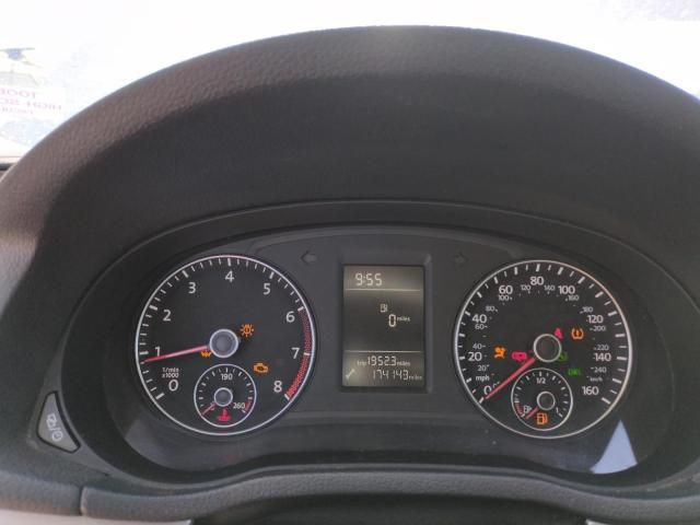 2013 Volkswagen Passat S