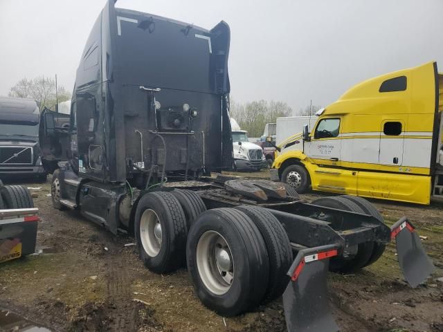 2018 Kenworth T680 Semi Truck