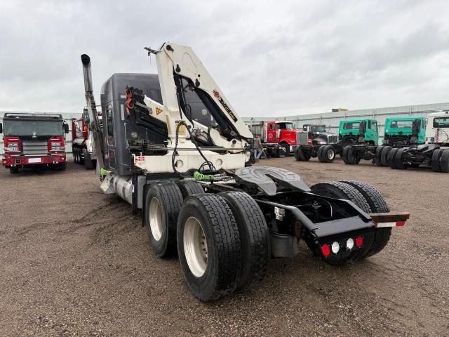 2020 Kenworth Construction W900