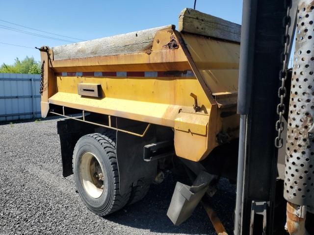 2002 International 4000 4900