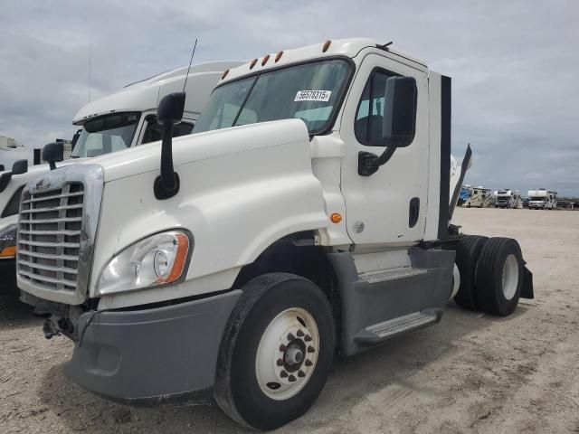 2016 Freightliner Cascadia 125 Semi Truck