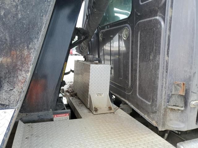 2018 Western Star 2018 Western Star 4700 Dump Truck