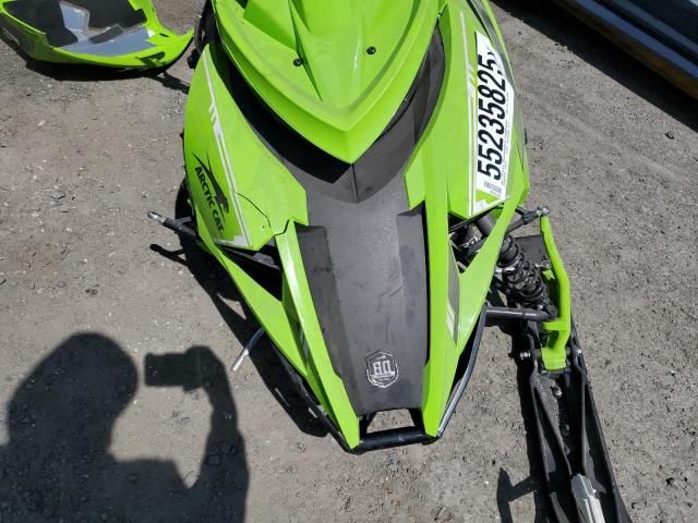 2022 Polaris Snowmobile