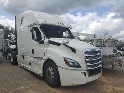 Salvage trucks for sale at Hueytown, AL auction: 2020 Freightliner Cascadia 126 Semi Truck