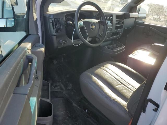 2016 Chevrolet Express G2500