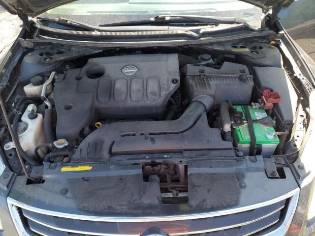 2010 Nissan Altima Base