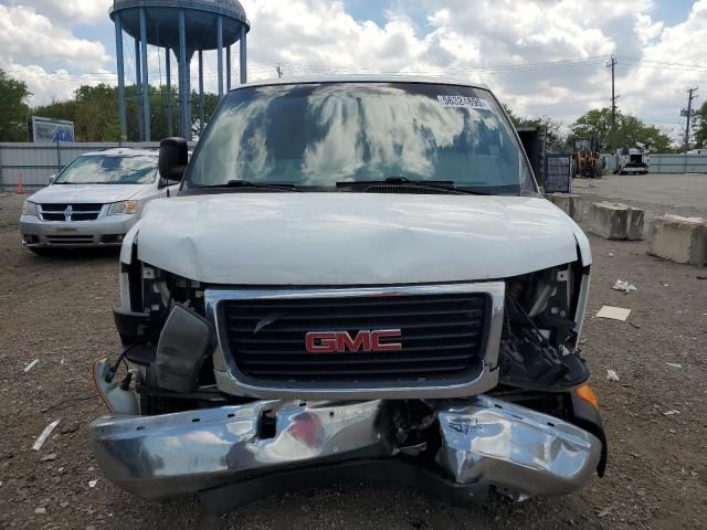 2016 GMC Savana G2500
