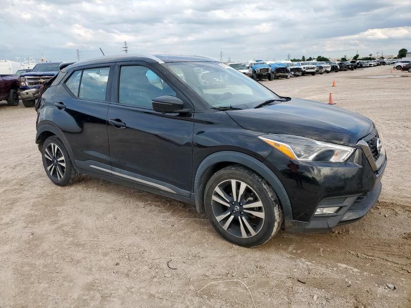 2019 Nissan Kicks S