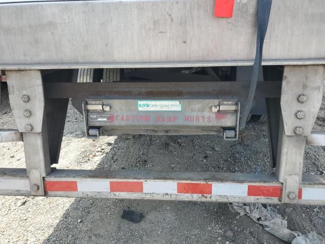 2007 Utility VS2RA Refrigerated Van Trailer