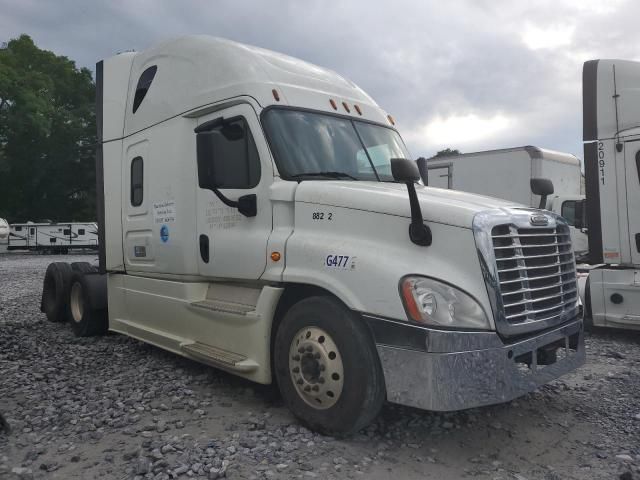 2015 Freightliner Cascadia Semi Truck